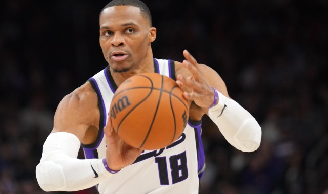 博鱼-全能战士！威少是联盟唯一领跑球队篮板&amp;助攻&amp;三分命中数的球员