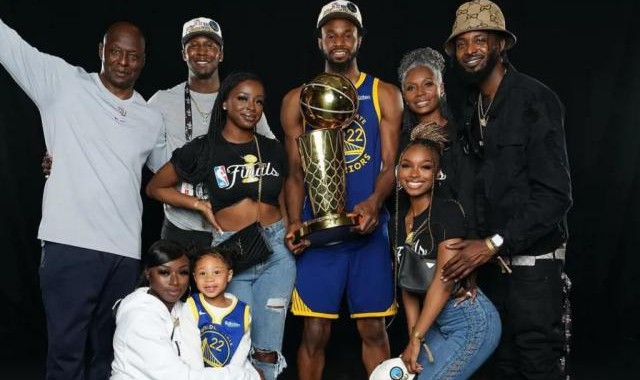 博鱼体育-维金斯消失的两个月：勇士暖心保密 如今盼他救主